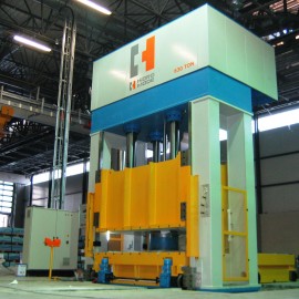 HIDROMODE-PRESS-OF-DOUBLE-MOVING-BOLSTER-FOR-MERCEDES-BENZ-BUS-FACTORY